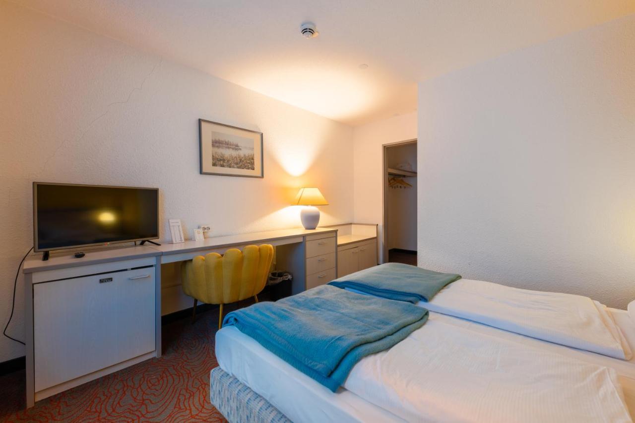 Hessenland Hotel Kassel Innenstadt By Stay Awesome Exterior photo